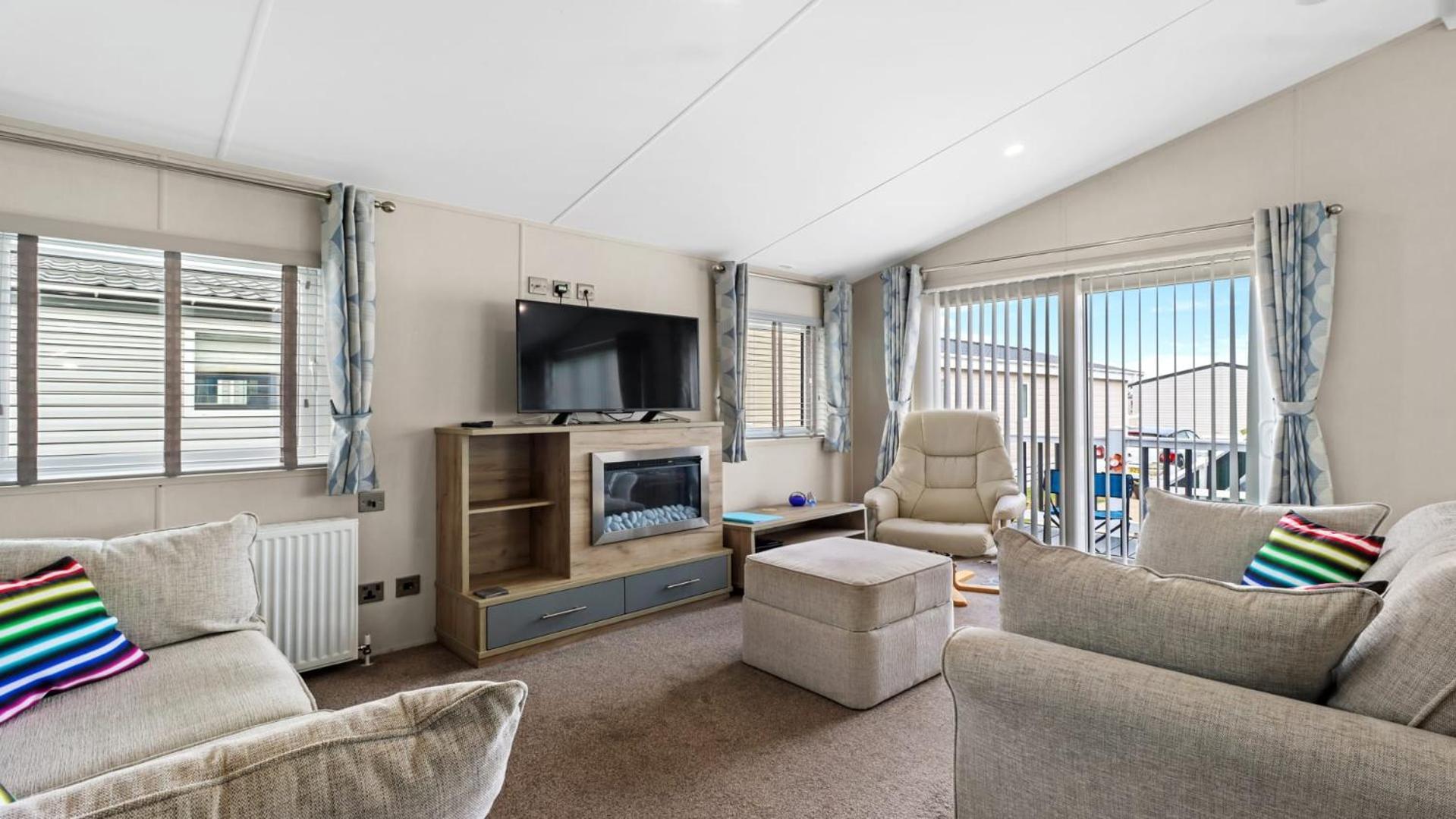 33 Beach Retreat Lodge Pevensey Bay Holiday Park Экстерьер фото