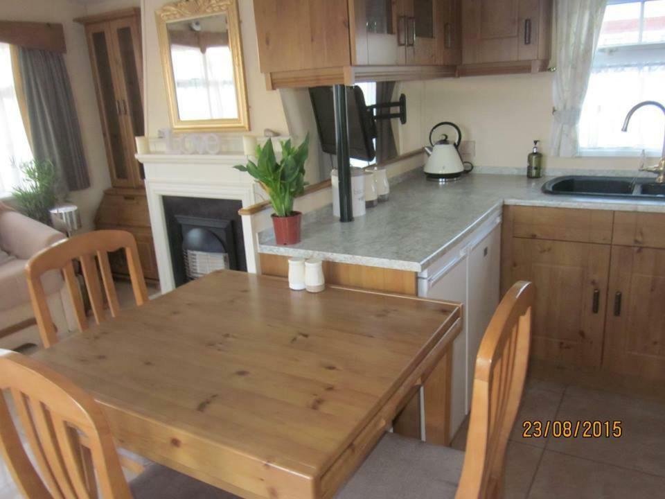 33 Beach Retreat Lodge Pevensey Bay Holiday Park Экстерьер фото